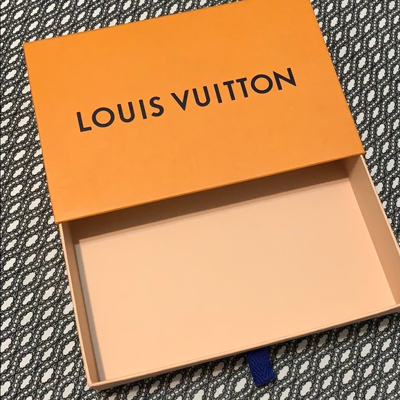 Louis Vuitton empty box - Picture 2 of 5